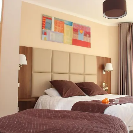 Hotel Logis Cara Sol