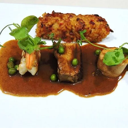 Logis Restaurant Le Cara Sol 3* إيلن