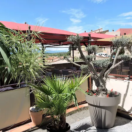 Logis Restaurant Le Cara Sol فندق 3*