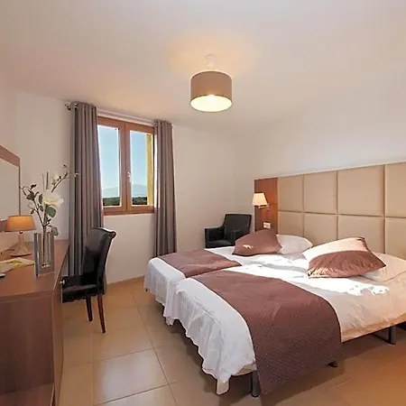 ホテル Logis Restaurant Le Cara Sol 3*