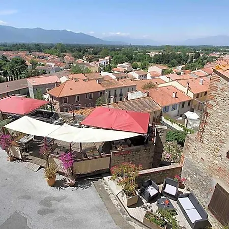 ホテル Logis Restaurant Le Cara Sol エルヌ