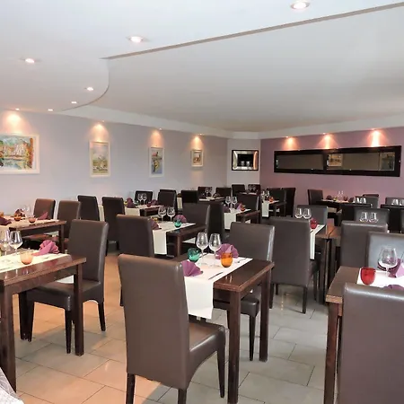 Hotel Logis Cara Sol 3*